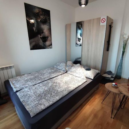 Bellacasa Airportstudio Surčin Kültér fotó